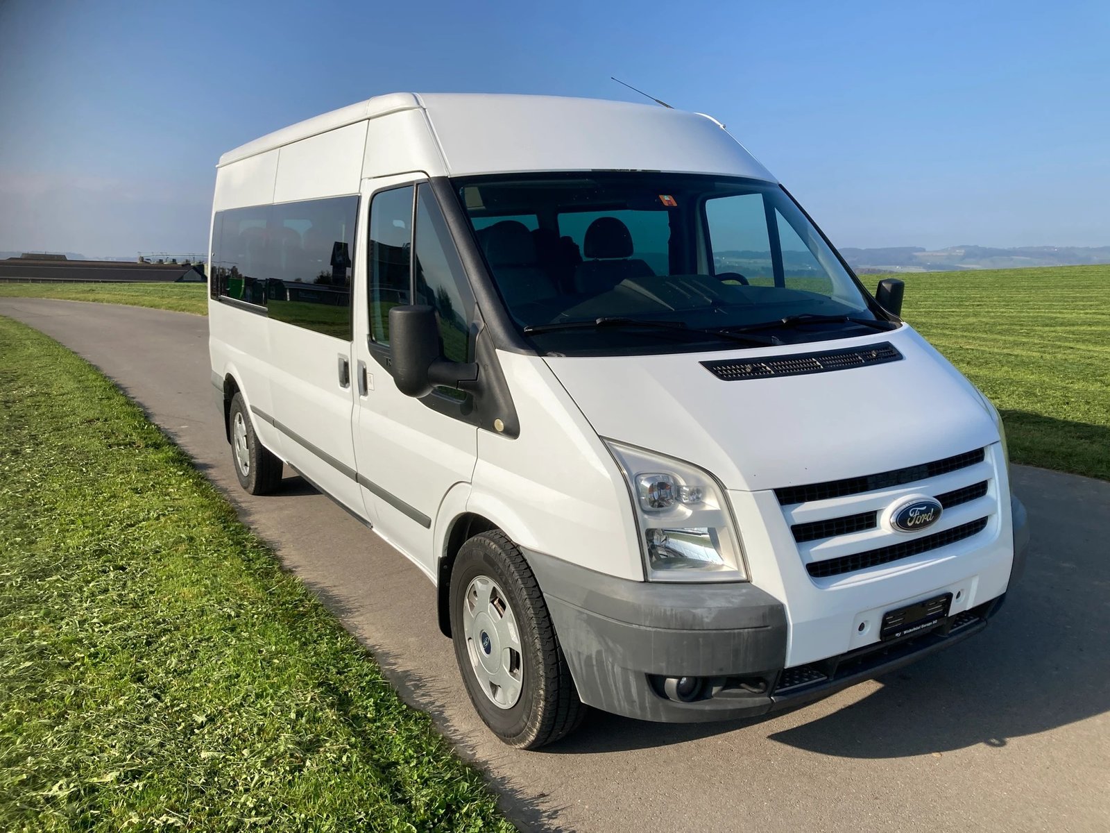 FORD Transit 2.4 TDCi Bus M2 350L Trend 14Pl., Diesel, Second hand / Used, Manual - 2