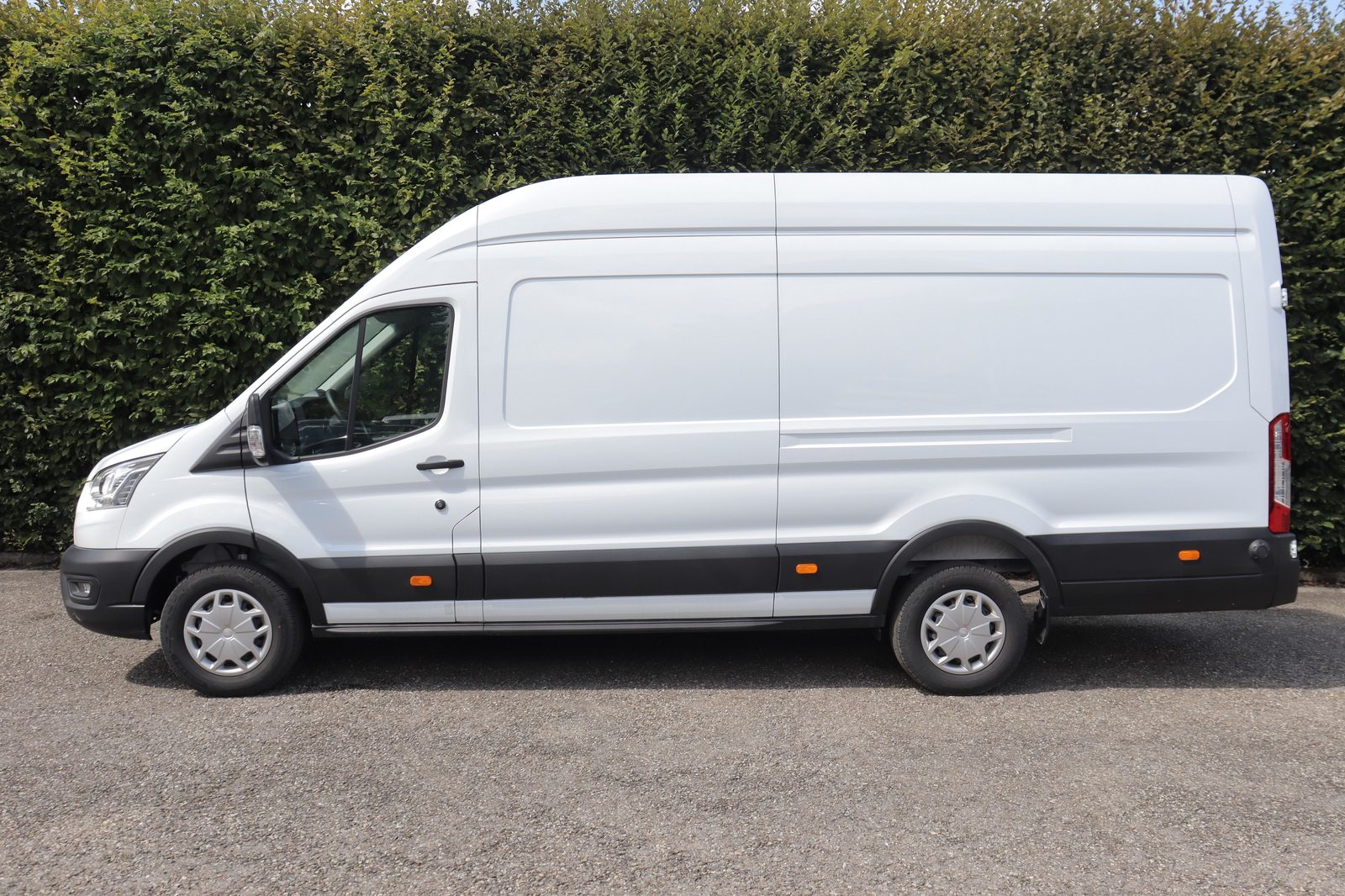 FORD Transit Van 350 L4H3 2.0 EcoBlue 130 Trend, Diesel, Occasion / Gebraucht, Handschaltung - 2