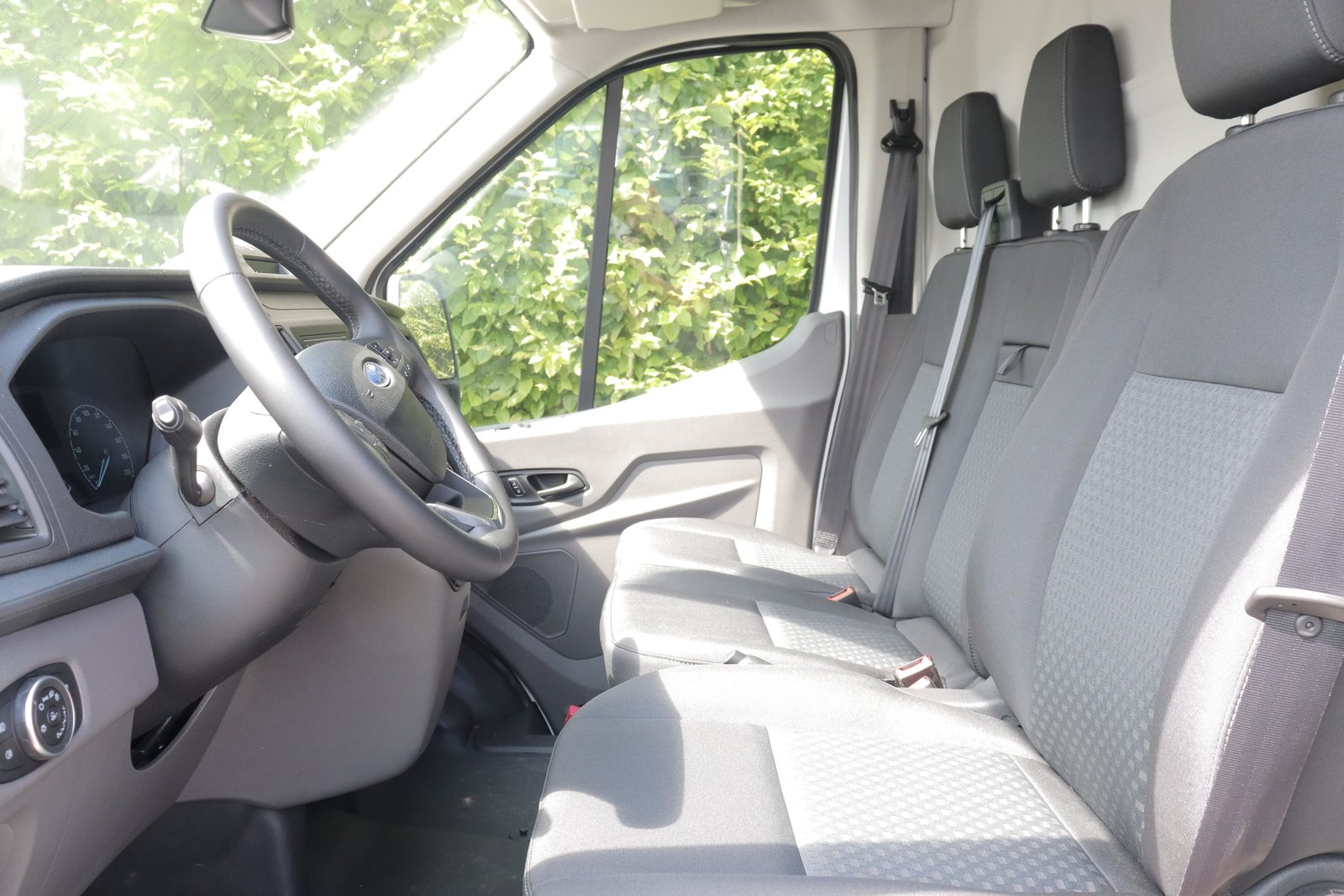 FORD Transit Van 350 L4H3 2.0 EcoBlue 130 Trend, Diesel, Occasion / Gebraucht, Handschaltung - 4