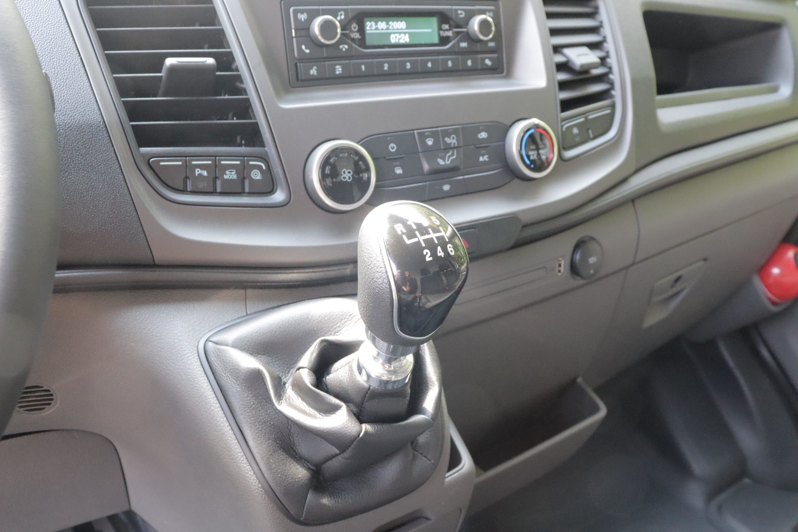 FORD Transit Van 350 L4H3 2.0 EcoBlue 130 Trend, Diesel, Occasion / Gebraucht, Handschaltung - 5