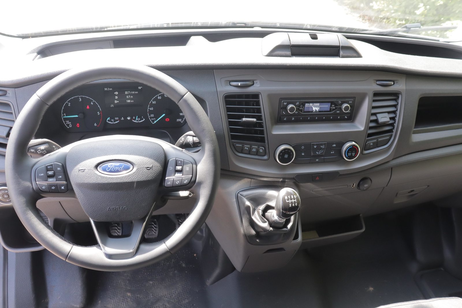 FORD Transit Van 350 L4H3 2.0 EcoBlue 130 Trend, Diesel, Occasion / Gebraucht, Handschaltung - 6