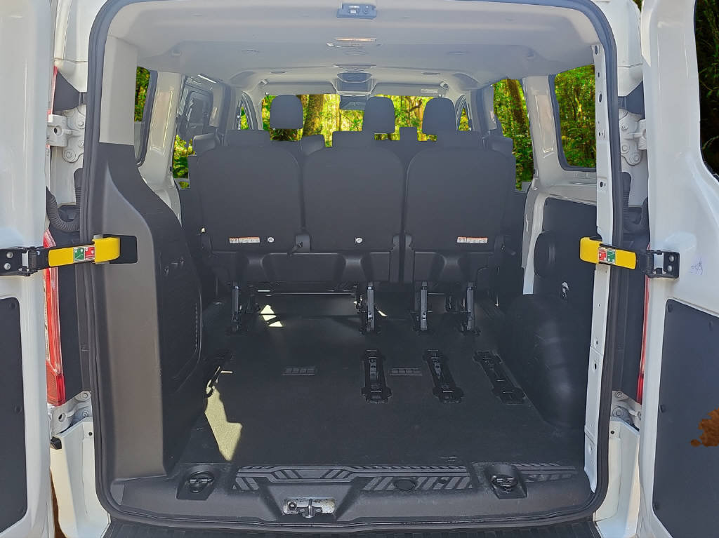 FORD Transit C Kombi 320 L1 2.0 TDCi 130 Trend, Diesel, Occasion / Gebraucht, Handschaltung - 5
