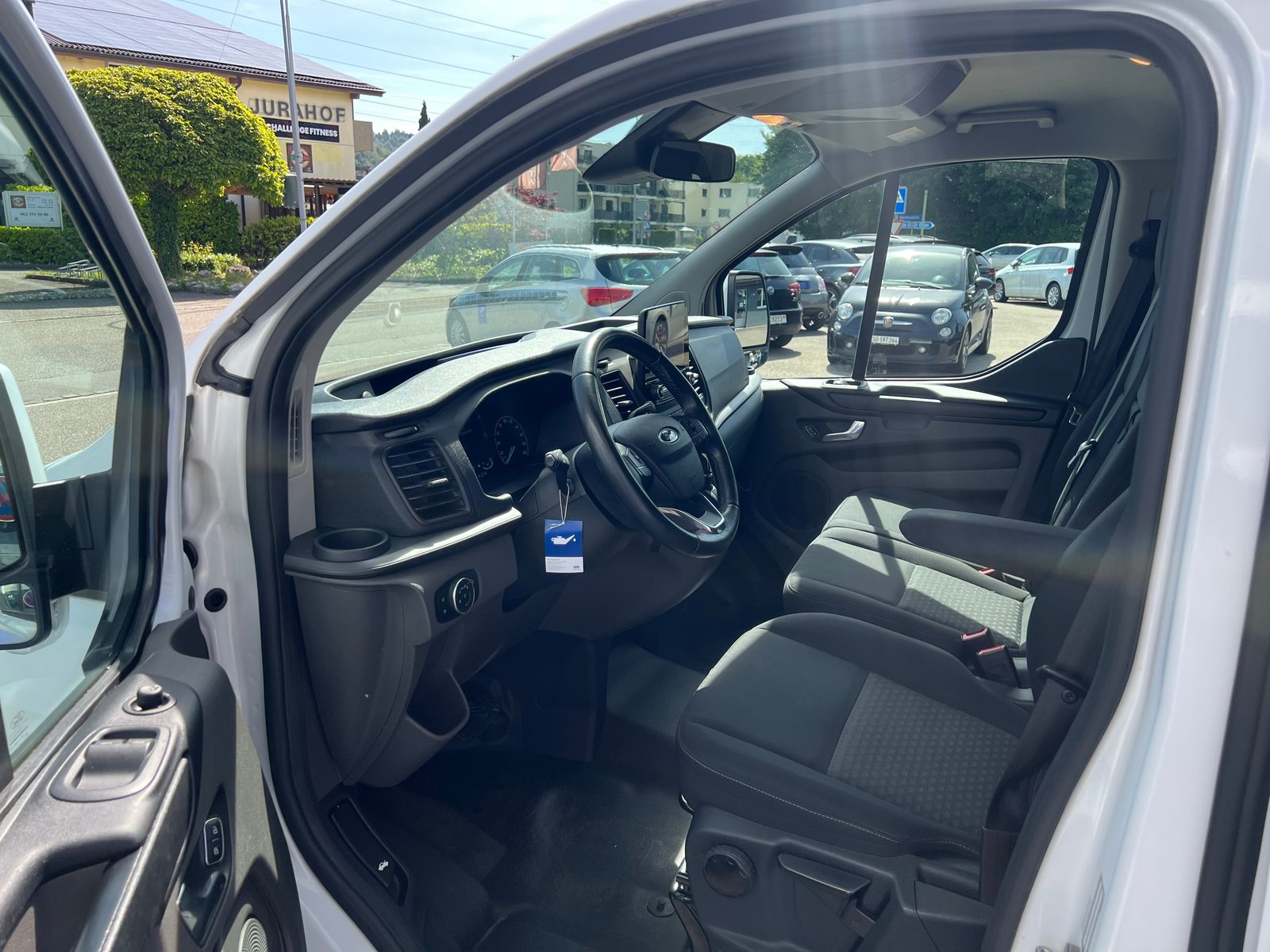 FORD Transit C Kombi 320 L2 2.0 TDCi 130 Trend * 9 Plätze *, Diesel, Occasioni / Usate, Automatico - 7