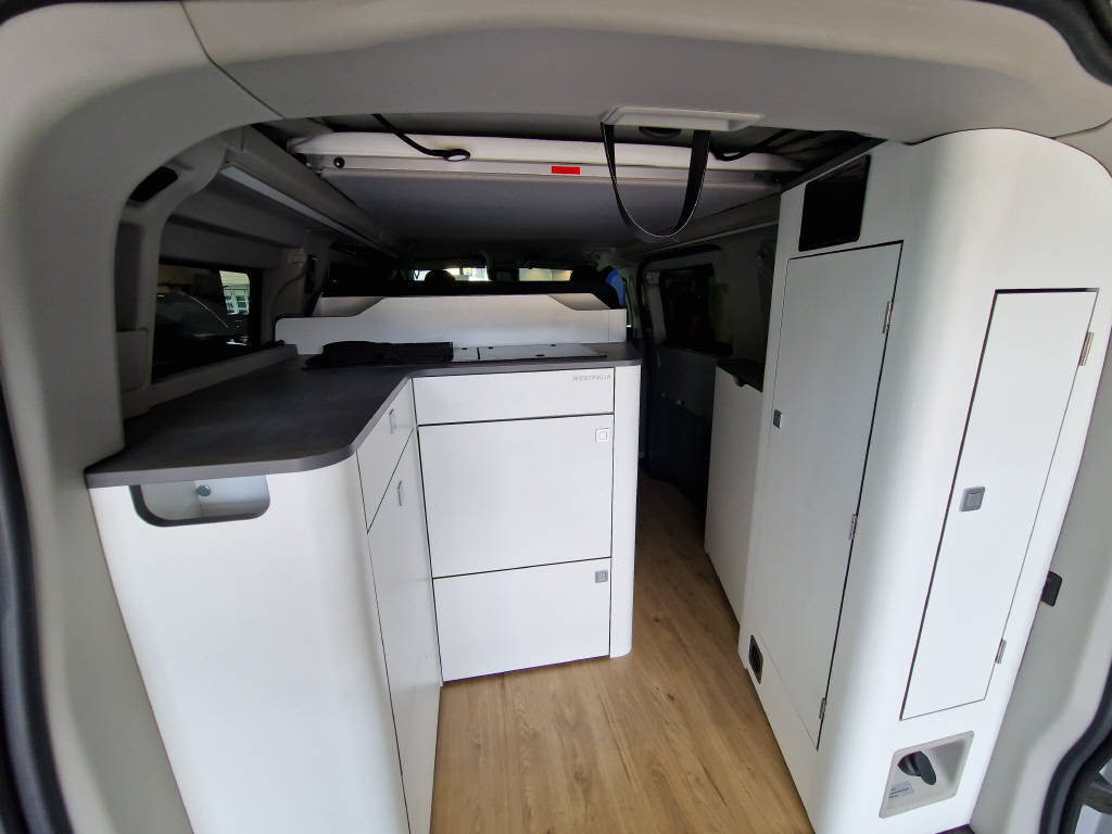 FORD Transit C Nugget 320 L1 2.0 EcoBlue 170 Titanium, Diesel, Occasion / Gebraucht, Automatik - 7