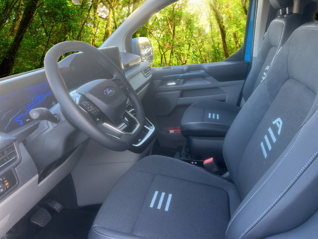 FORD Transit C Nugget 320 L2 2.0 EcoBlue 170 Active, Diesel, Voiture de démonstration, Automatique - 6