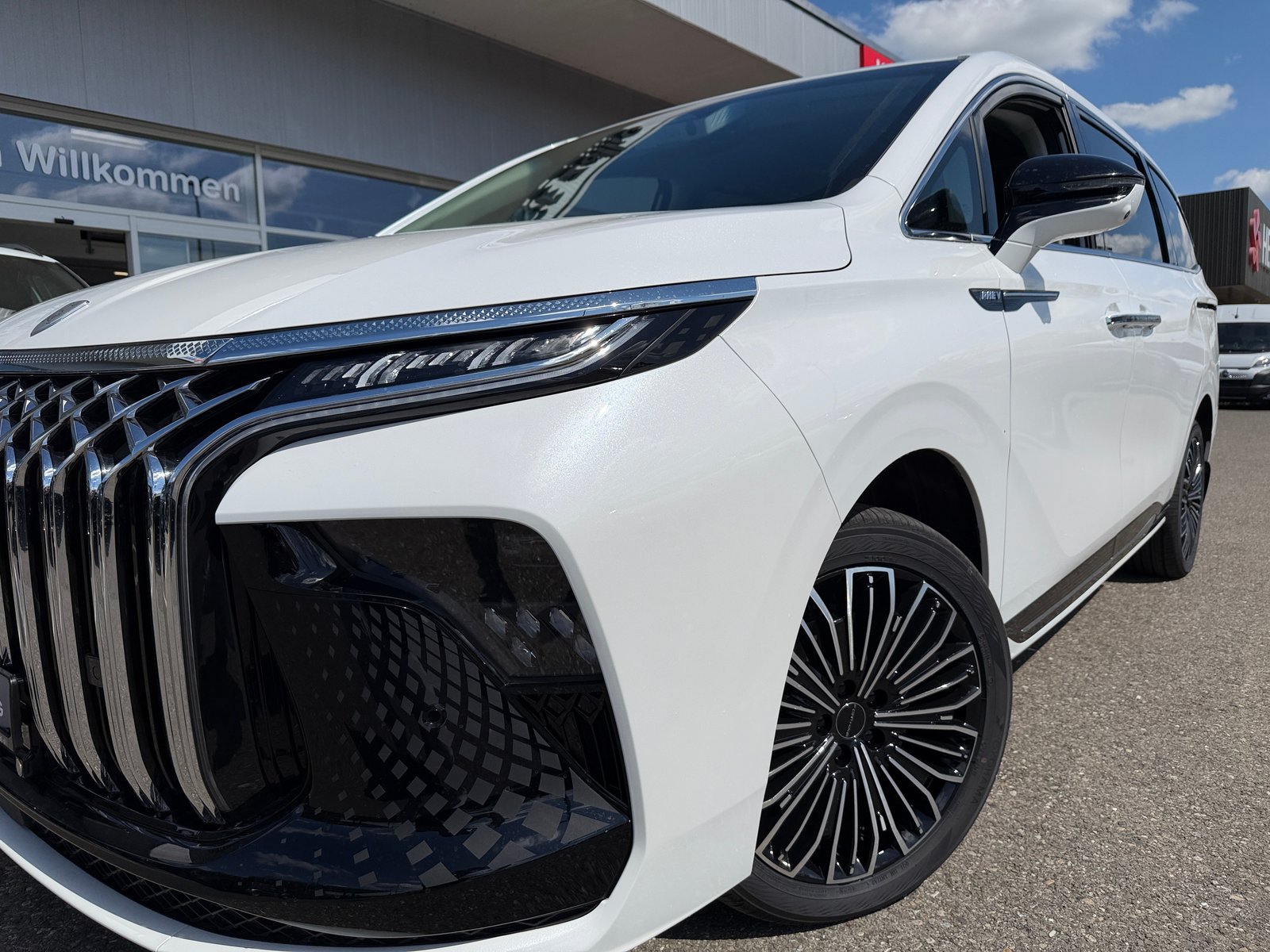 FORTHING 9 1.5T PHEV 7 Sitze Full Option Plugin 0.99 Leasing, Hybride Rechargeable Essence/Électricité, Voiture nouvelle, Automatique - 2