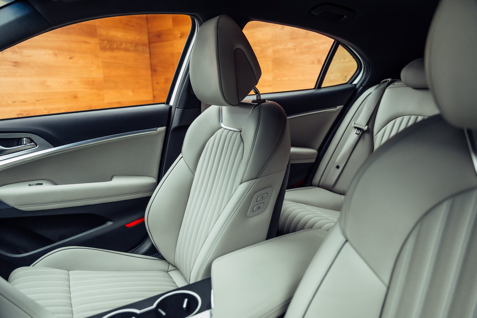 GENESIS G70 Shooting Brake 2.2 CRDI Sport AT8 AWD, Diesel, Occasioni / Usate, Automatico - 6