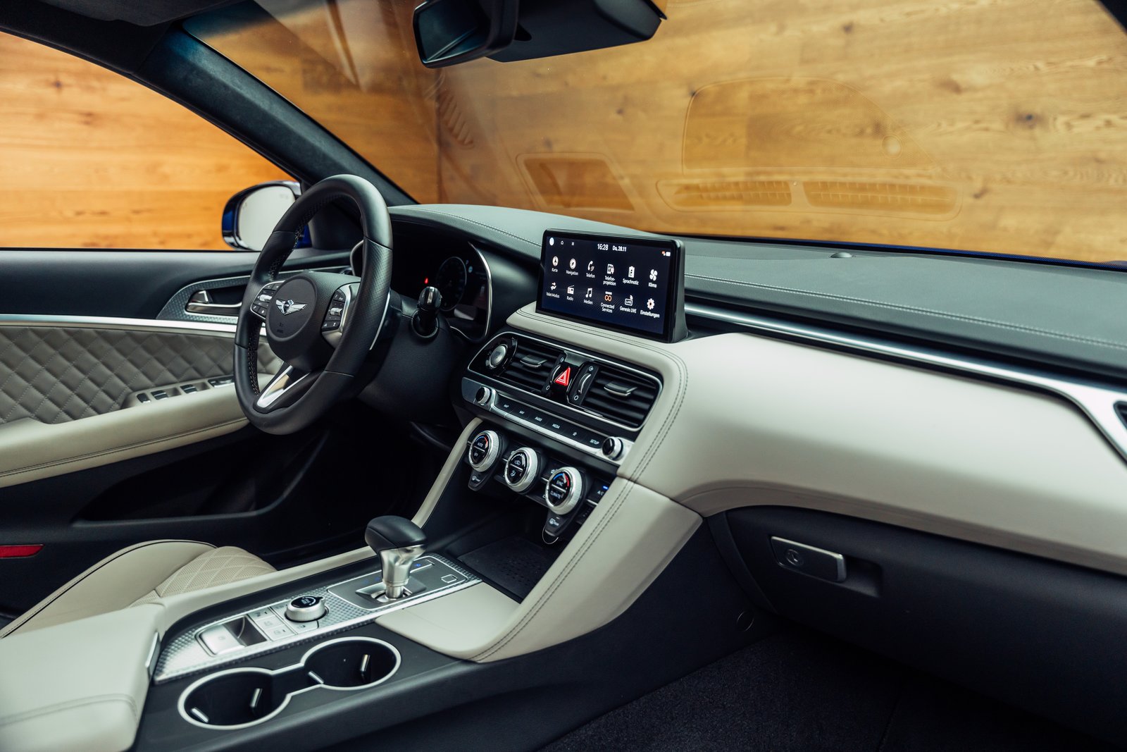 GENESIS G70 Shooting Brake 2.2 CRDI Sport AT8 AWD, Diesel, Occasion / Utilisé, Automatique - 6