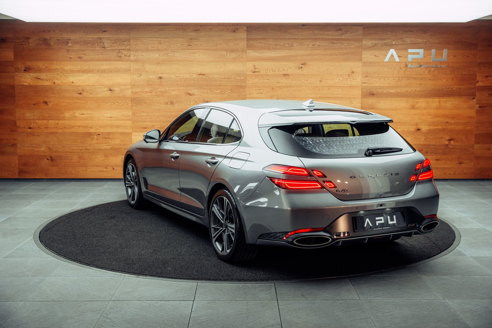 GENESIS G70 Shooting Brake 2.0 T Plus Sport AT8 AWD, Benzin, Occasion / Gebraucht, Automatik - 3