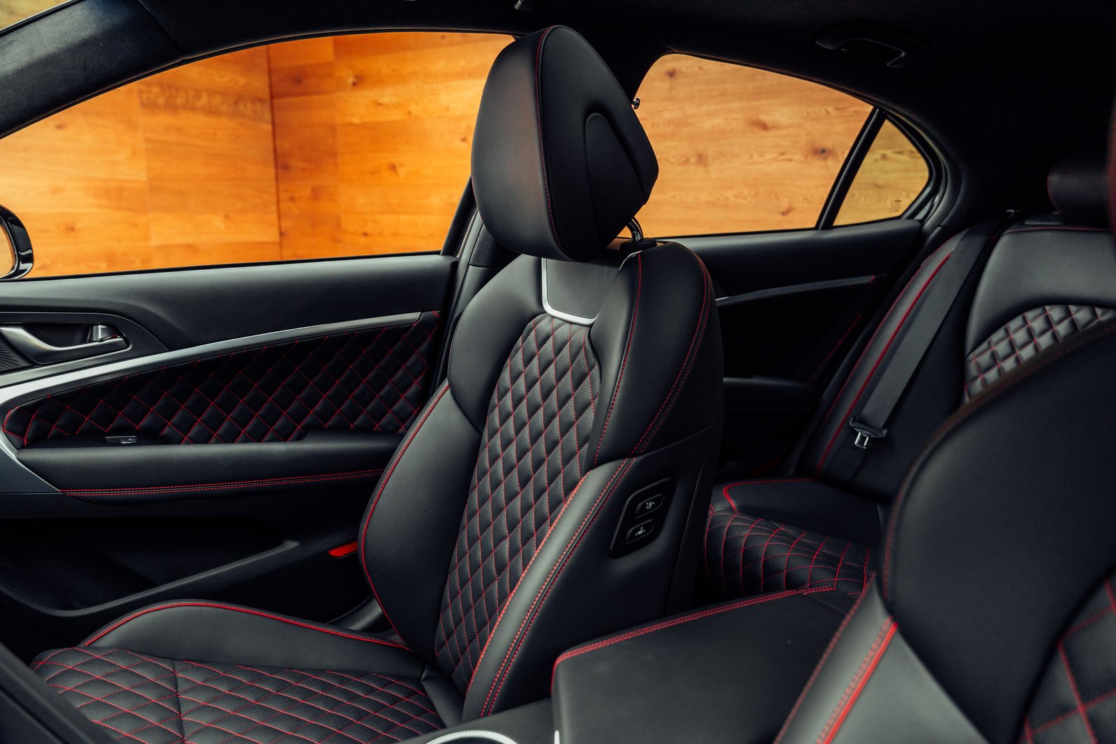 GENESIS G70 Shooting Brake 2.0 T Plus Sport AT8 AWD, Benzina, Occasioni / Usate, Automatico - 7