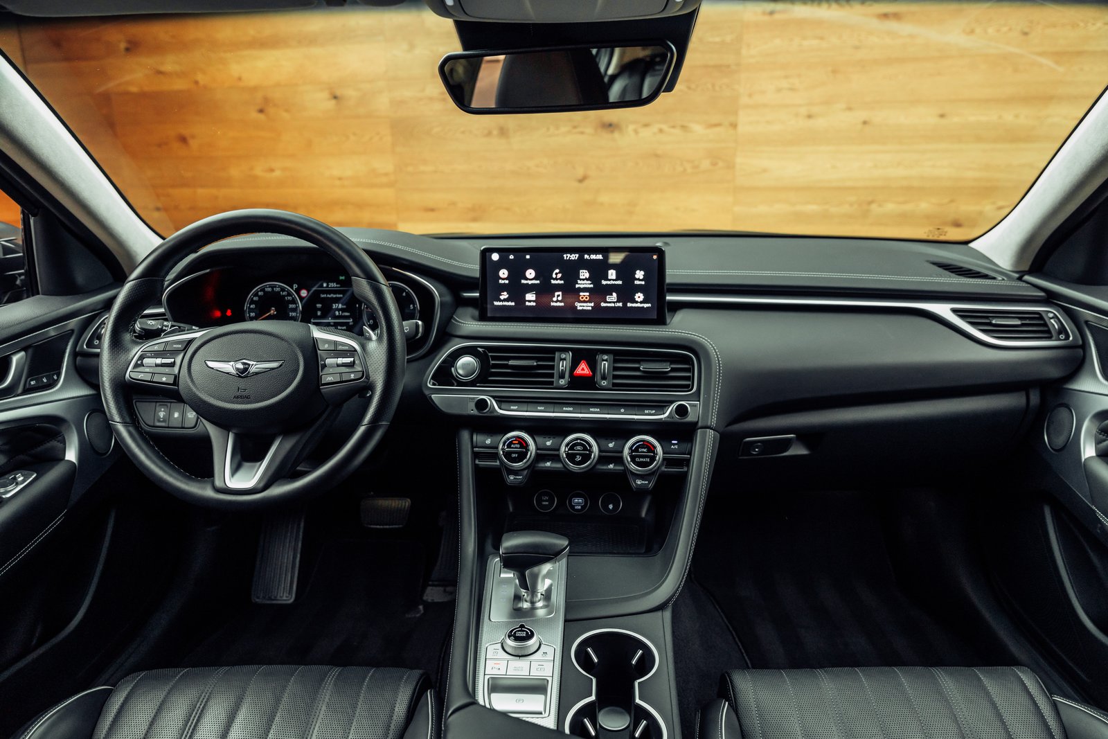GENESIS G70 Shooting Brake 2.2 CRDI Luxus AT8 AWD, Diesel, Second hand / Used, Automatic - 5
