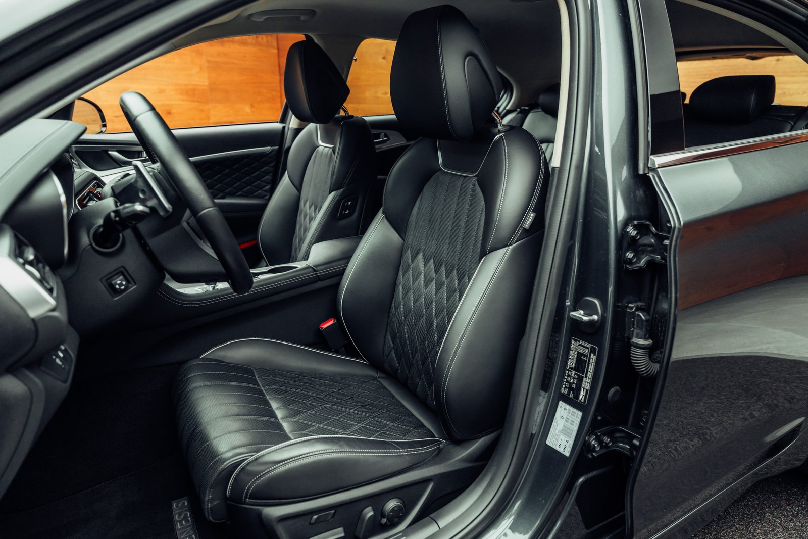GENESIS G70 Shooting Brake 2.2 CRDI Luxus AT8 AWD, Diesel, Second hand / Used, Automatic - 6