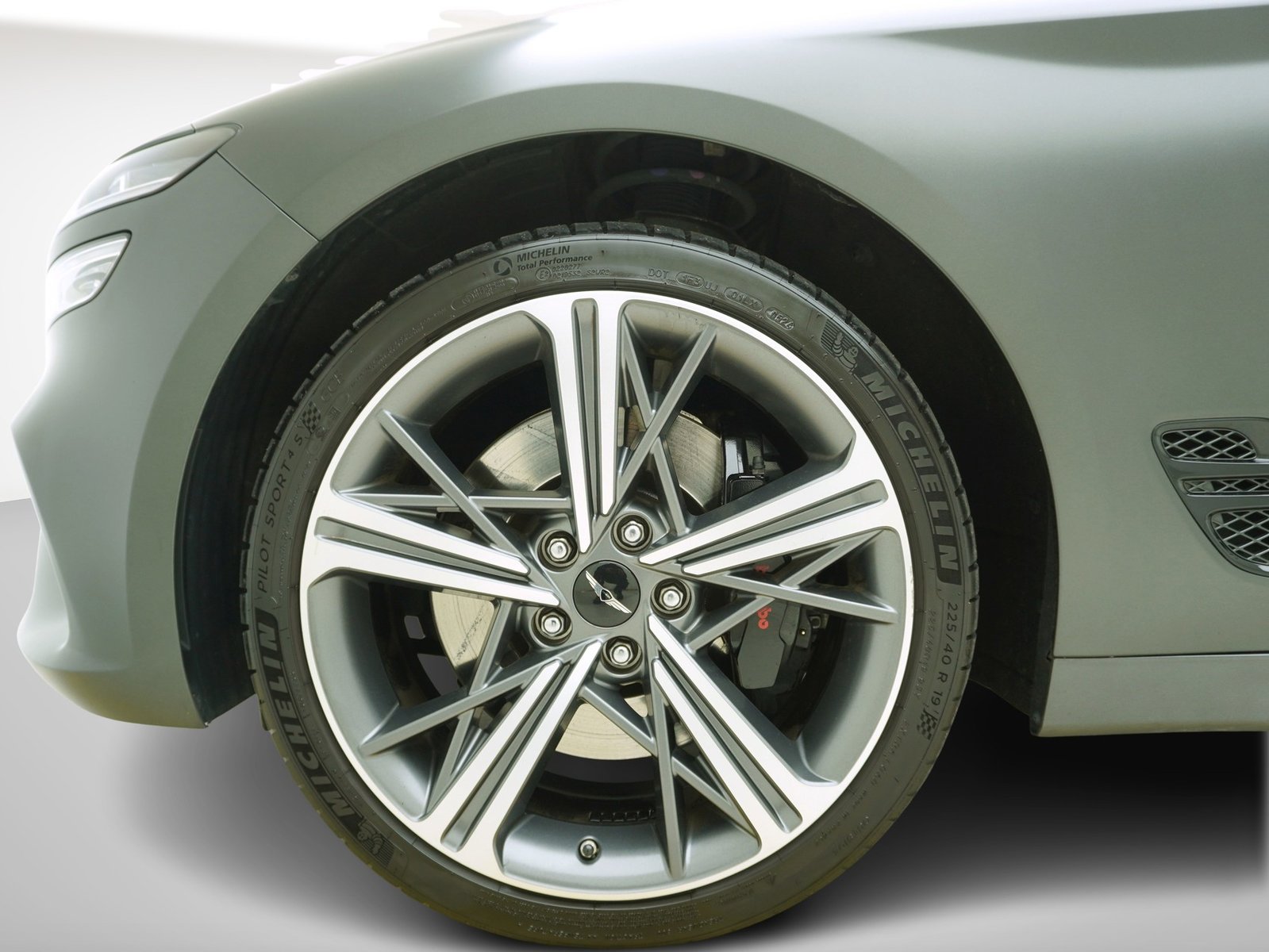 GENESIS G70 Shooting Brake 2.0T Sport AWD, Essence, Occasion / Utilisé, Automatique - 7