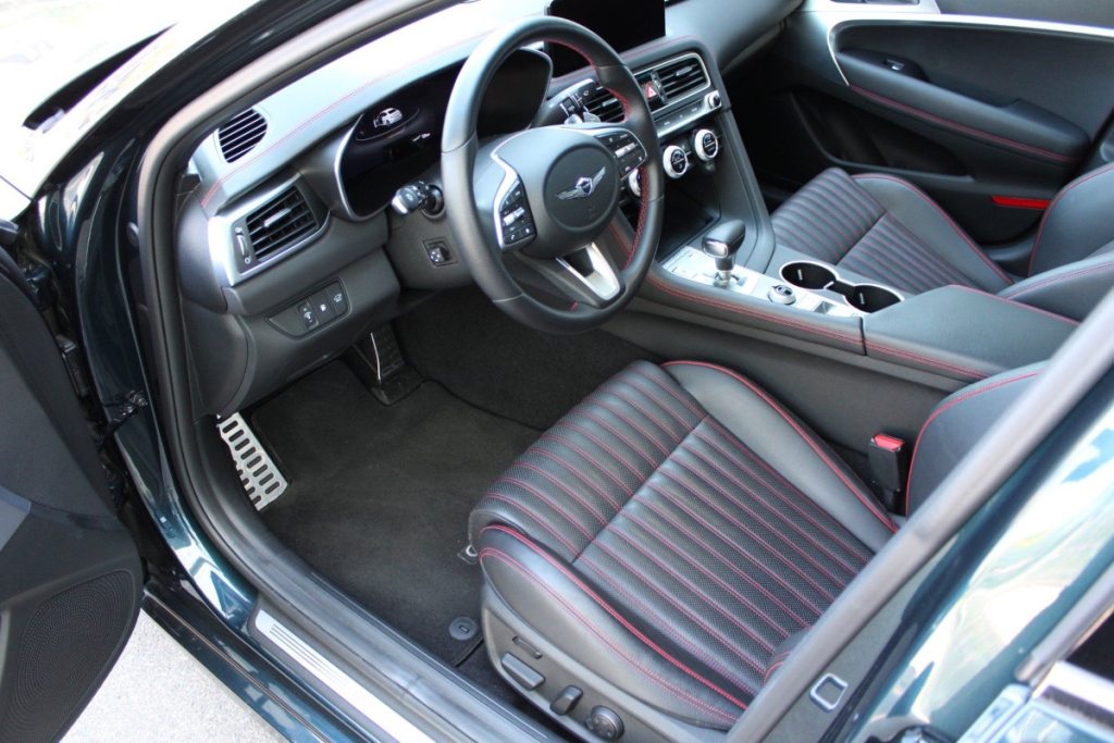 GENESIS G70 2.0 TGDI, Essence, Occasion / Utilisé, Automatique - 5