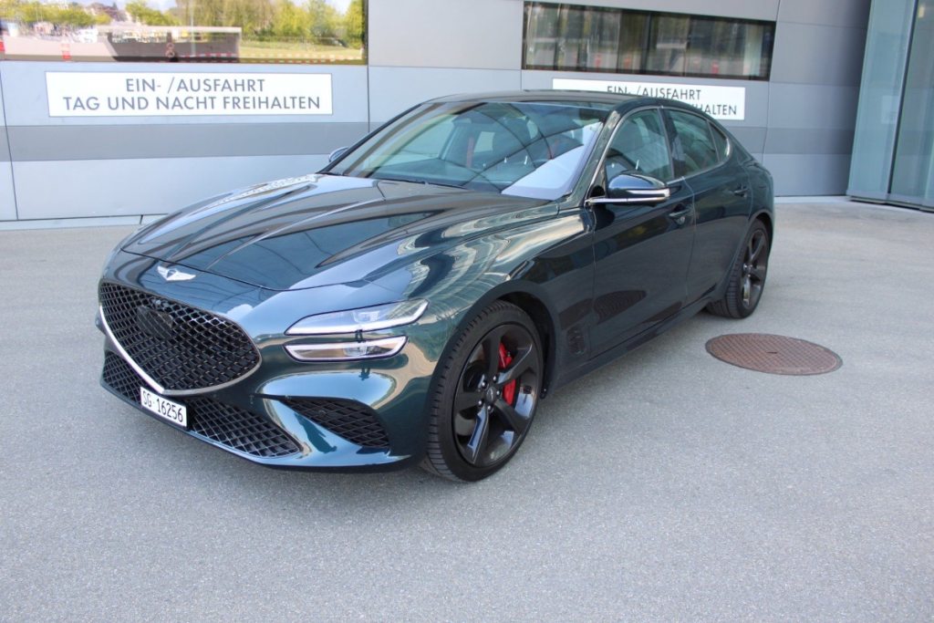 GENESIS G70 2.0 TGDI