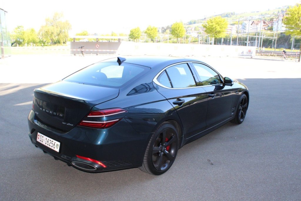 GENESIS G70 2.0 TGDI, Essence, Occasion / Utilisé, Automatique - 3