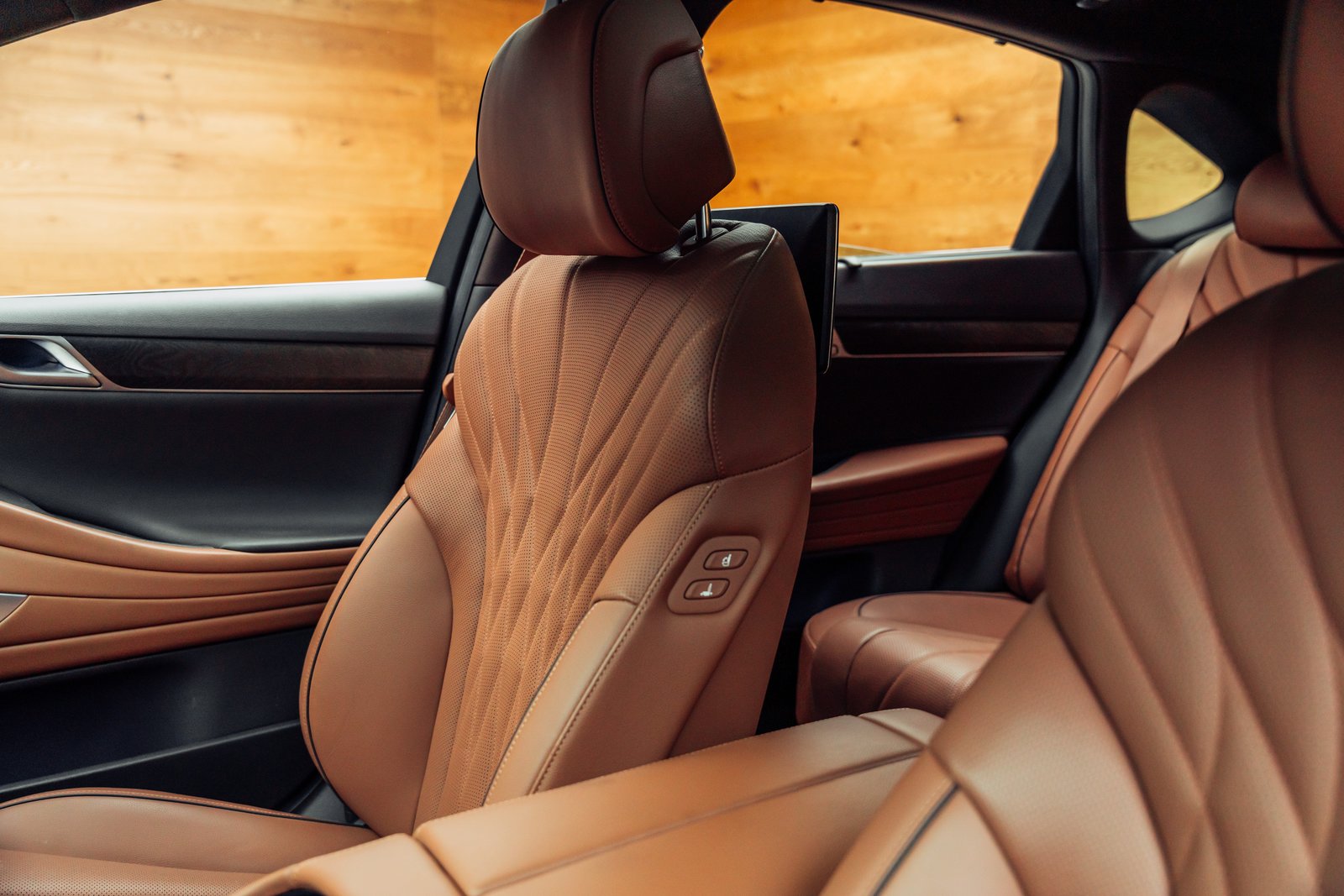 GENESIS G80 2.5 TGDI Luxus AT8 AWD, Petrol, Second hand / Used, Automatic - 7
