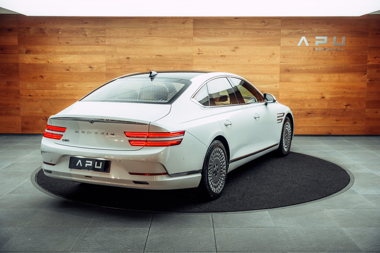 GENESIS G80 Electrificed Luxury 87,2kWh AWD, Electric, Second hand / Used, Automatic - 2