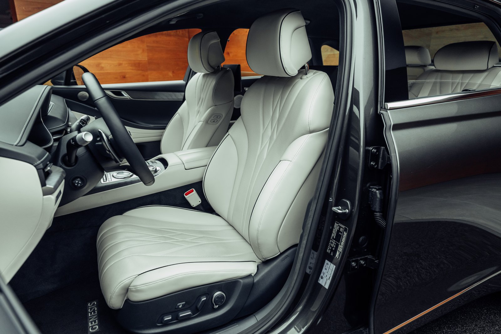 GENESIS G80 Electrificed Luxury 87,2kWh AWD, Electric, Second hand / Used, Automatic - 6