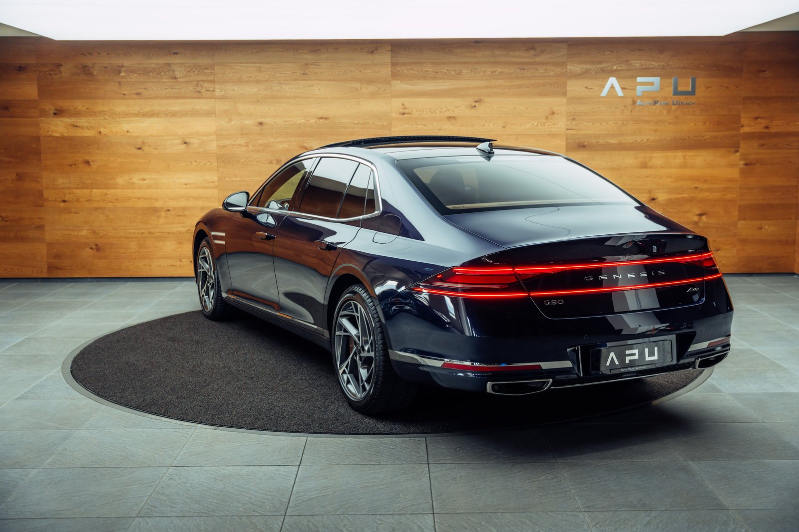 GENESIS G90 Luxury Plus AWD, Petrol, Second hand / Used, Automatic - 3