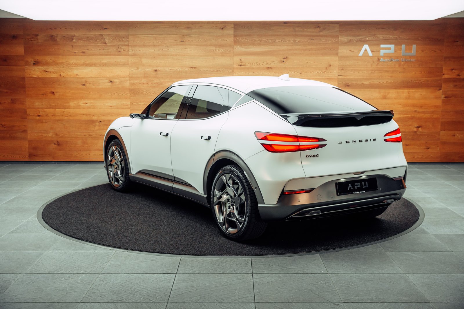 GENESIS GV60 77.4 kWh Sport Plus AWD, Électrique, Occasion / Utilisé, Automatique - 3