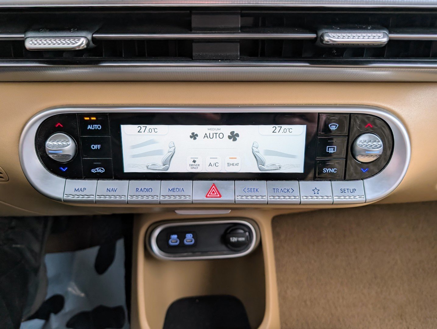 GENESIS GV60 77.4 kWh Sport AWD, Électrique, Occasion / Utilisé, Automatique - 6