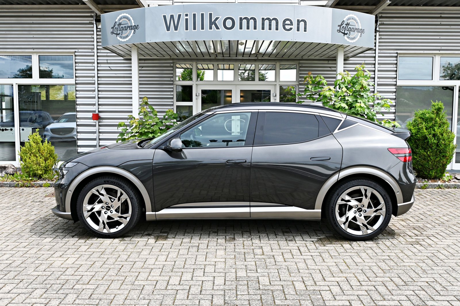 GENESIS GV60 77.4 kWh Sport Plus AWD 490PS 4X4 (CH Auto) + W, Electric, Second hand / Used, Automatic - 5