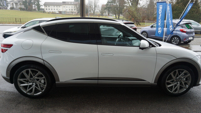 GENESIS GV60 168 kW Sp. AWD, Second hand / Used, Automatic - 4