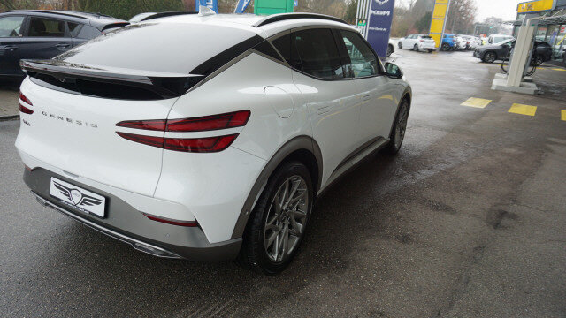 GENESIS GV60 168 kW Sp. AWD, Second hand / Used, Automatic - 5