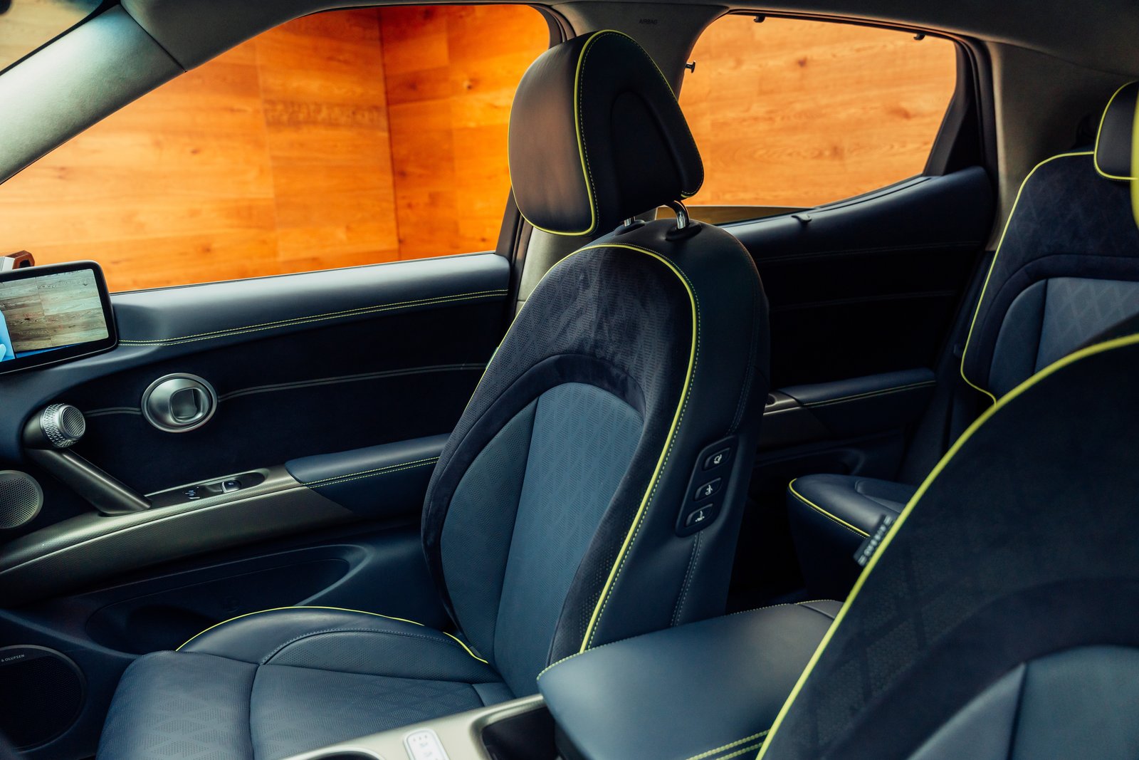 GENESIS GV60 77.4 kWh Sport Plus AWD, Électrique, Occasion / Utilisé, Automatique - 7