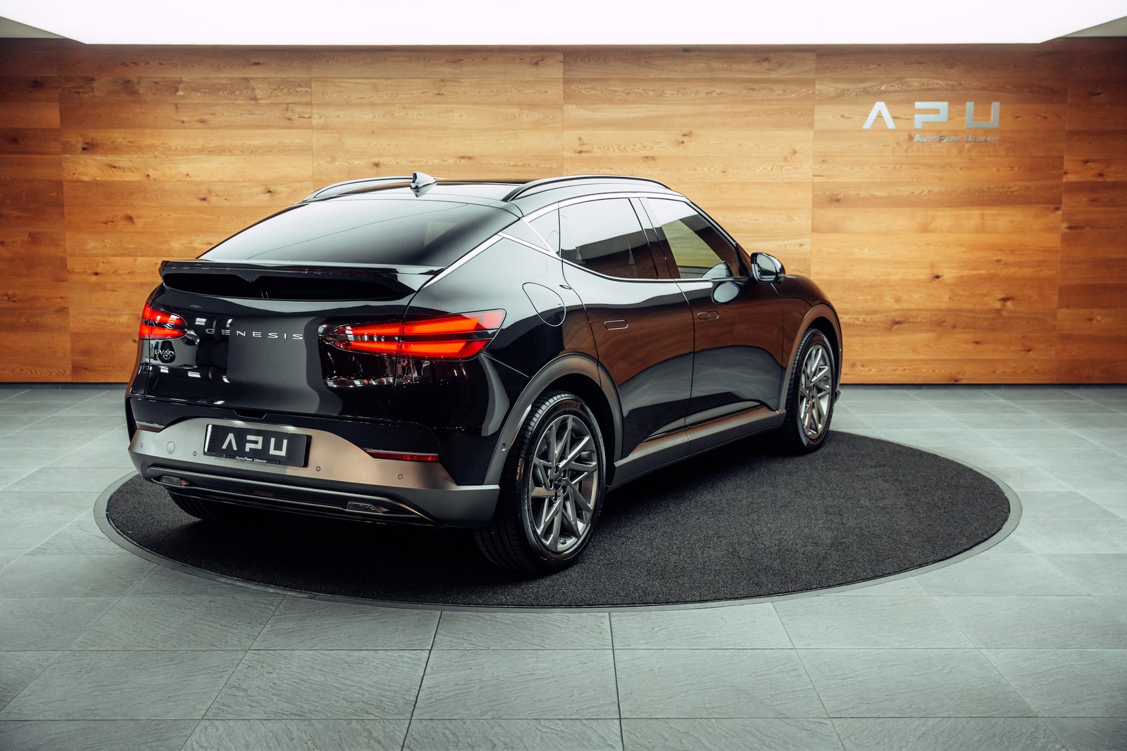 GENESIS GV60 77.4 kWh Sport AWD, Électrique, Occasion / Utilisé, Automatique - 2