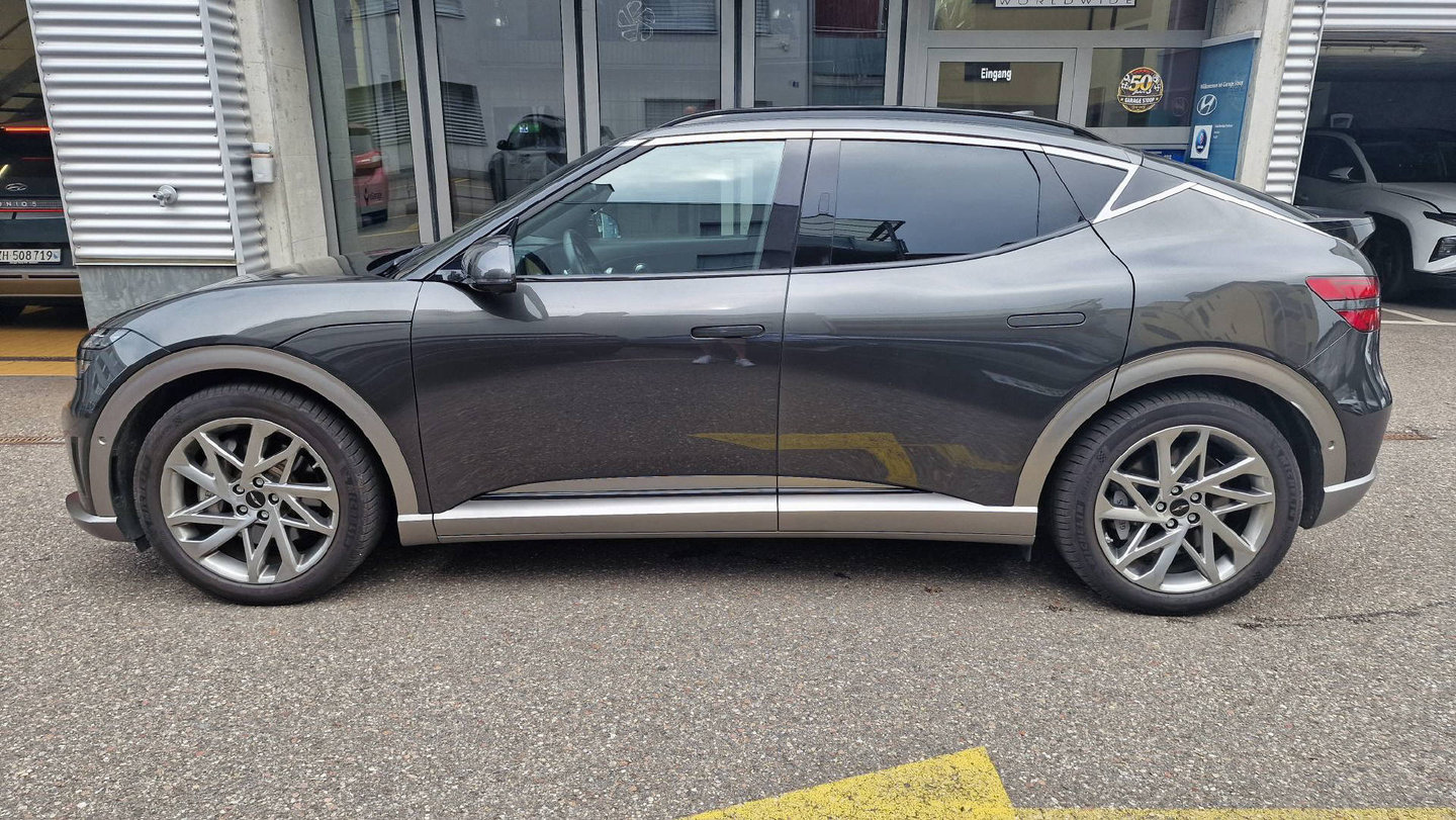 GENESIS GV60 Dual Motor Sport AWD, Electric, Second hand / Used, Automatic - 2