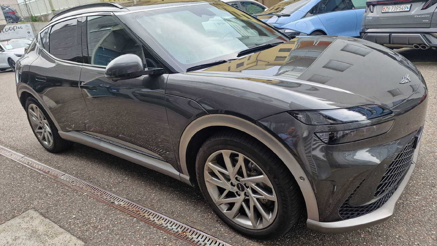 GENESIS GV60 Dual Motor Sport AWD, Electric, Second hand / Used, Automatic - 6