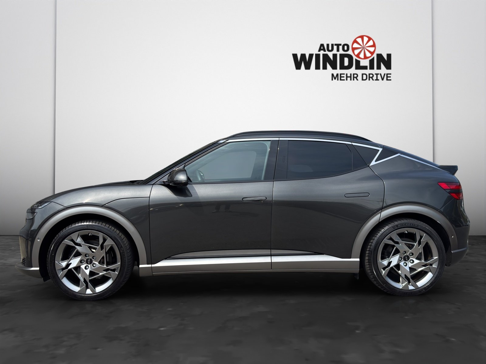 GENESIS GV60 Dual Motor Sport Plus AWD, Électrique, Occasion / Utilisé, Automatique - 4