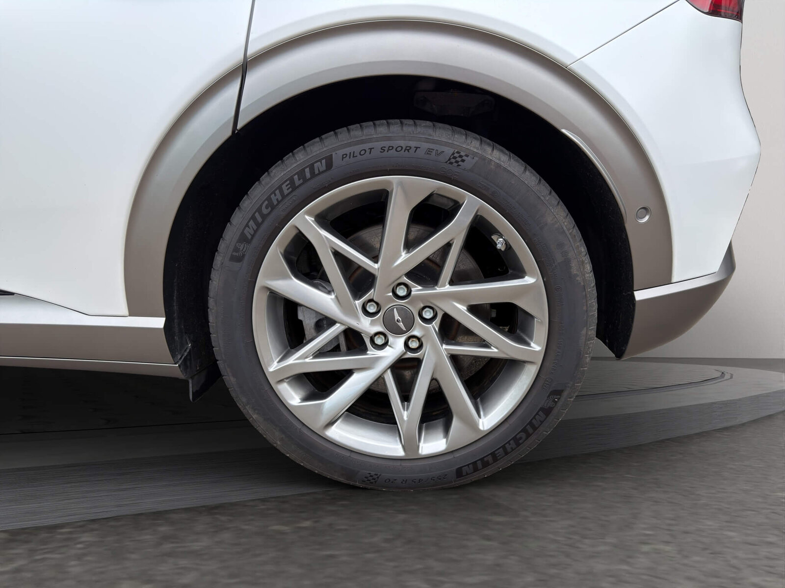 GENESIS GV60 Dual Motor Sport AWD, Elektro, Occasion / Gebraucht, Automatik - 6
