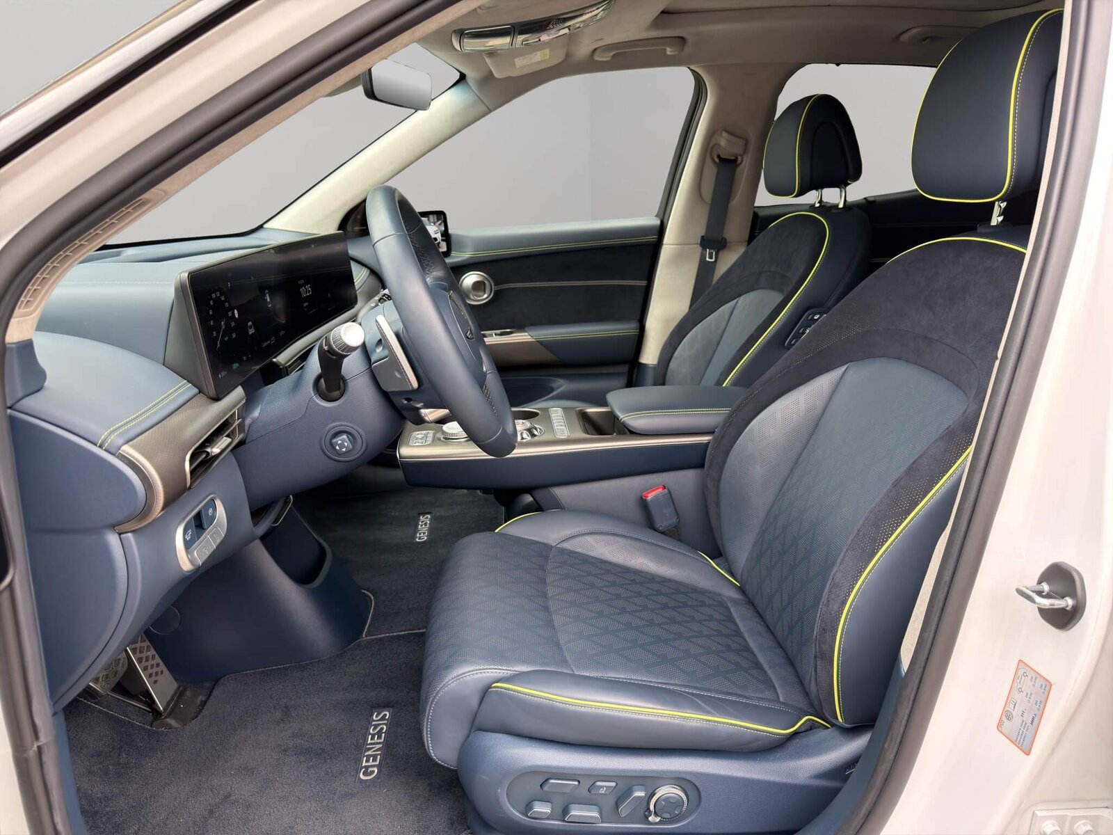 GENESIS GV60 Dual Motor Sport Plus AWD, Elektro, Occasion / Gebraucht, Automatik - 7