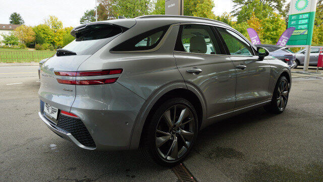GENESIS GV70 2.2 CRDI Luxury AT8, Occasion / Gebraucht, Automatik - 5