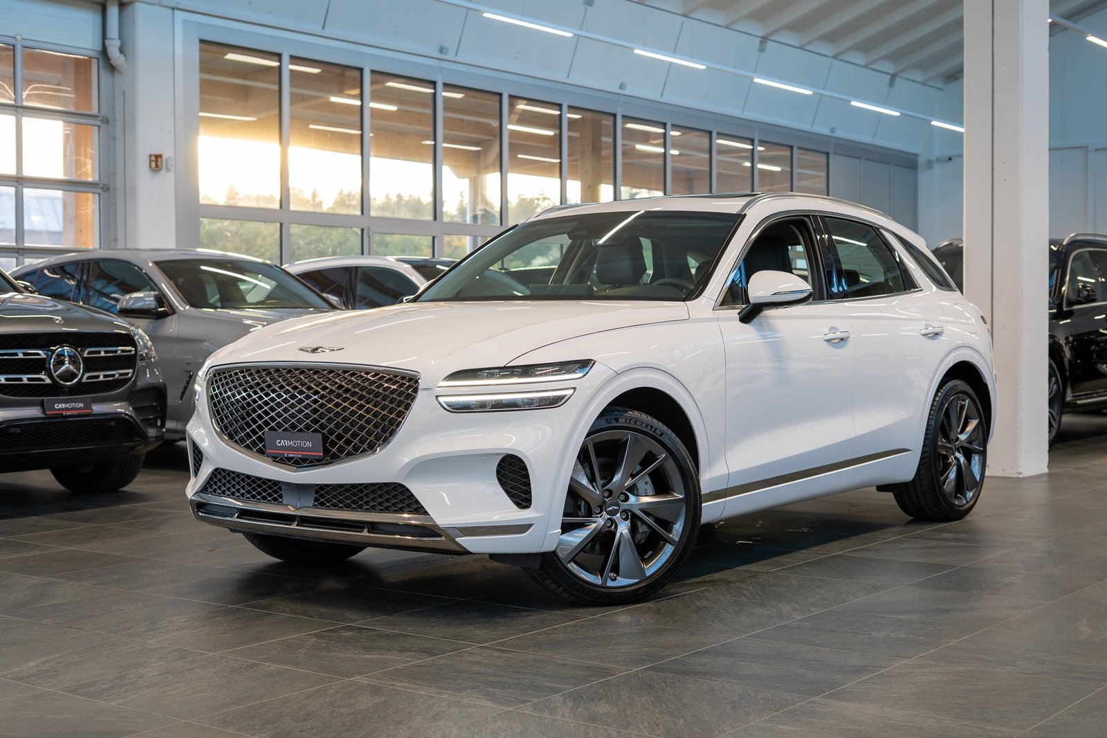 GENESIS GV70 2.5T Luxury AT8 AWD / Massagesitze / Panorama /