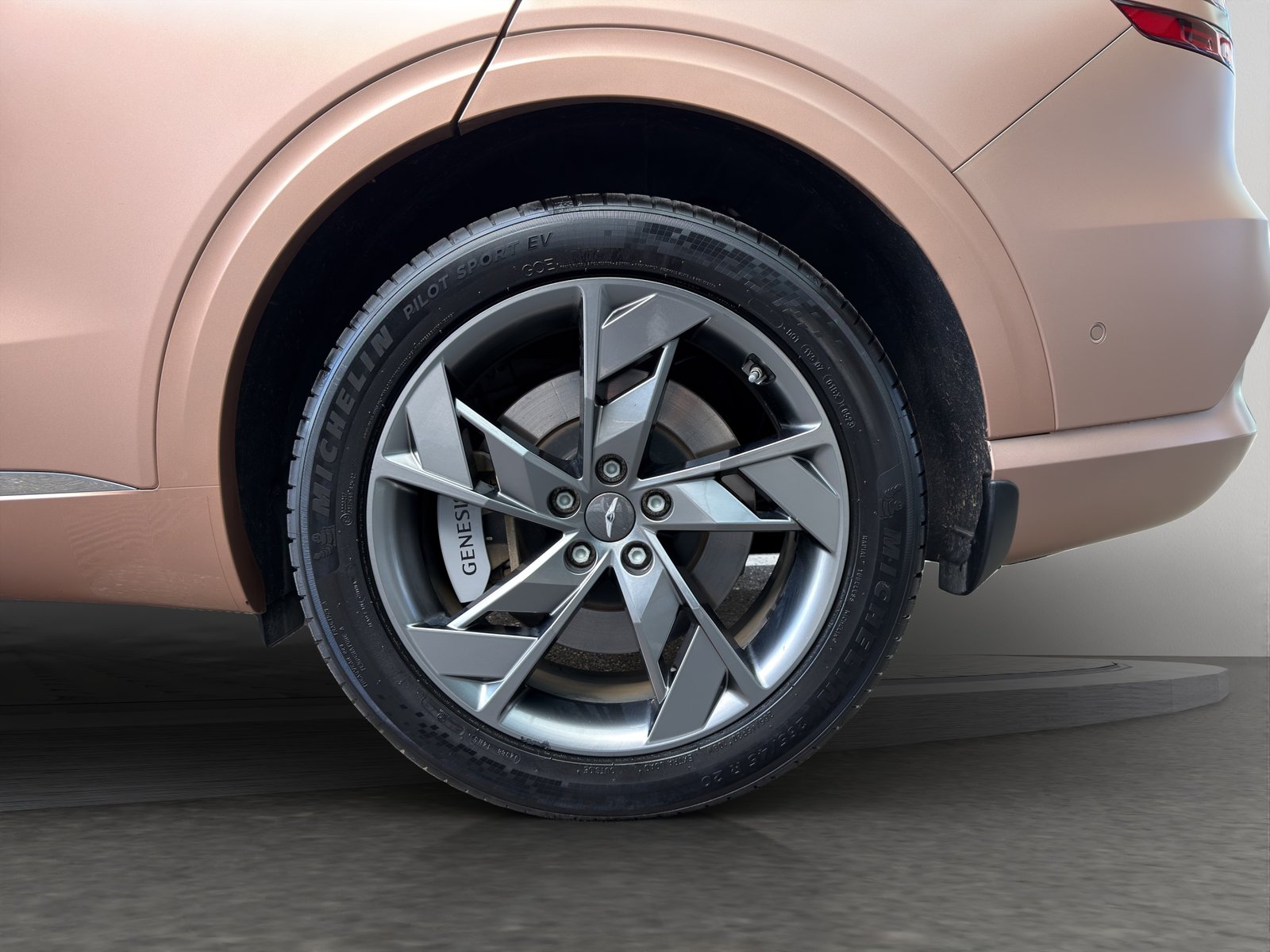 GENESIS GV70 Dual Motor Sport AWD, Électrique, Occasion / Utilisé, Automatique - 6