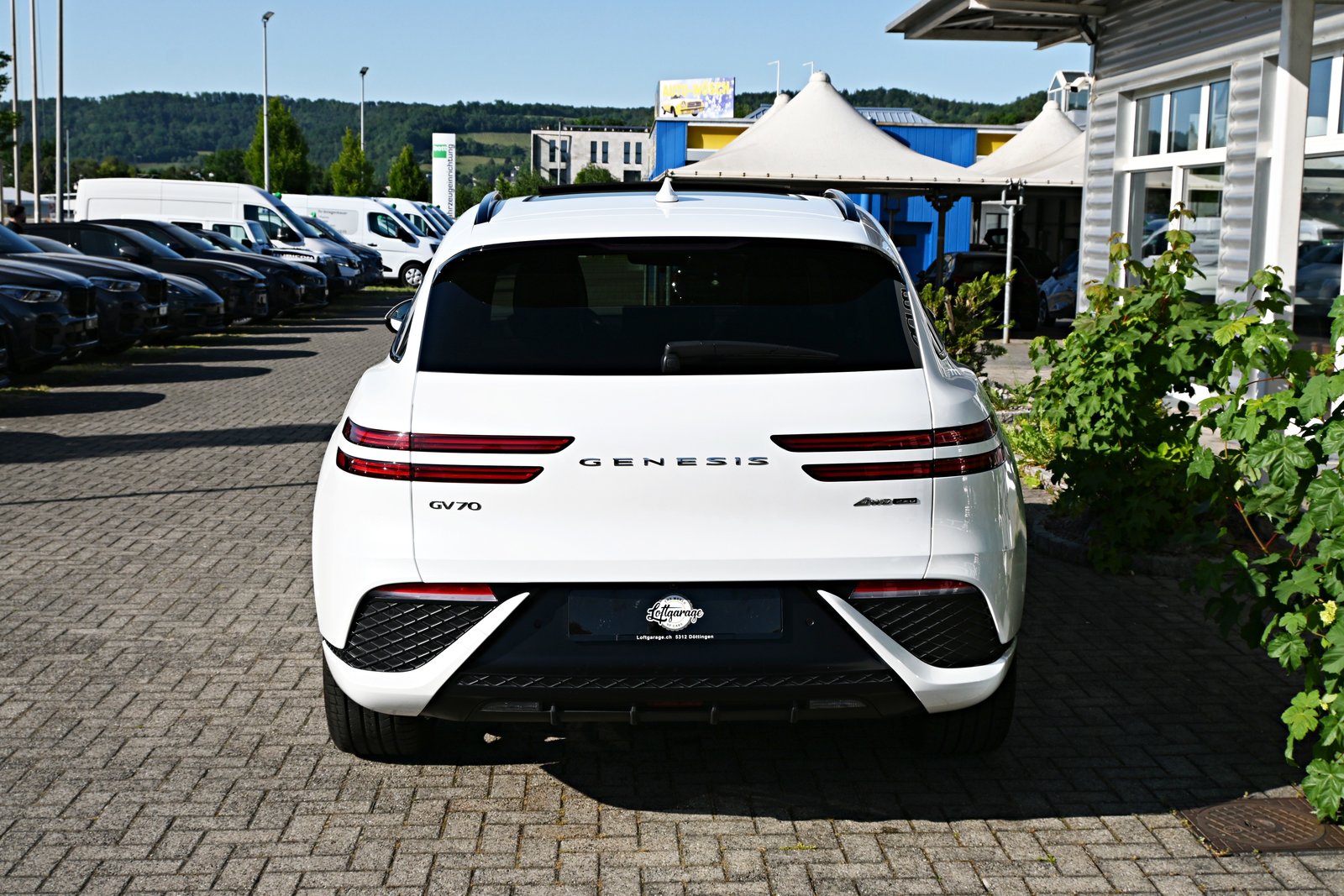 GENESIS GV70 2.2 CRDI Luxury White/Black AT8 AWD 4x4 + Voll-, Diesel, Occasioni / Usate, Automatico - 4