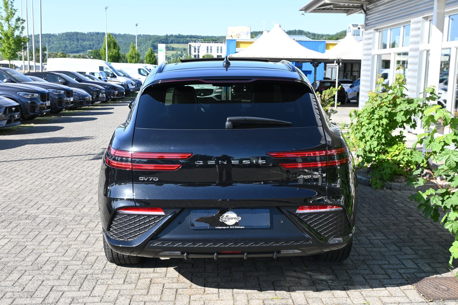 GENESIS GV70 2.2 CRDI Luxury Black/Black AT8 AWD 4X4 + Voll-, Diesel, Occasioni / Usate, Automatico - 4
