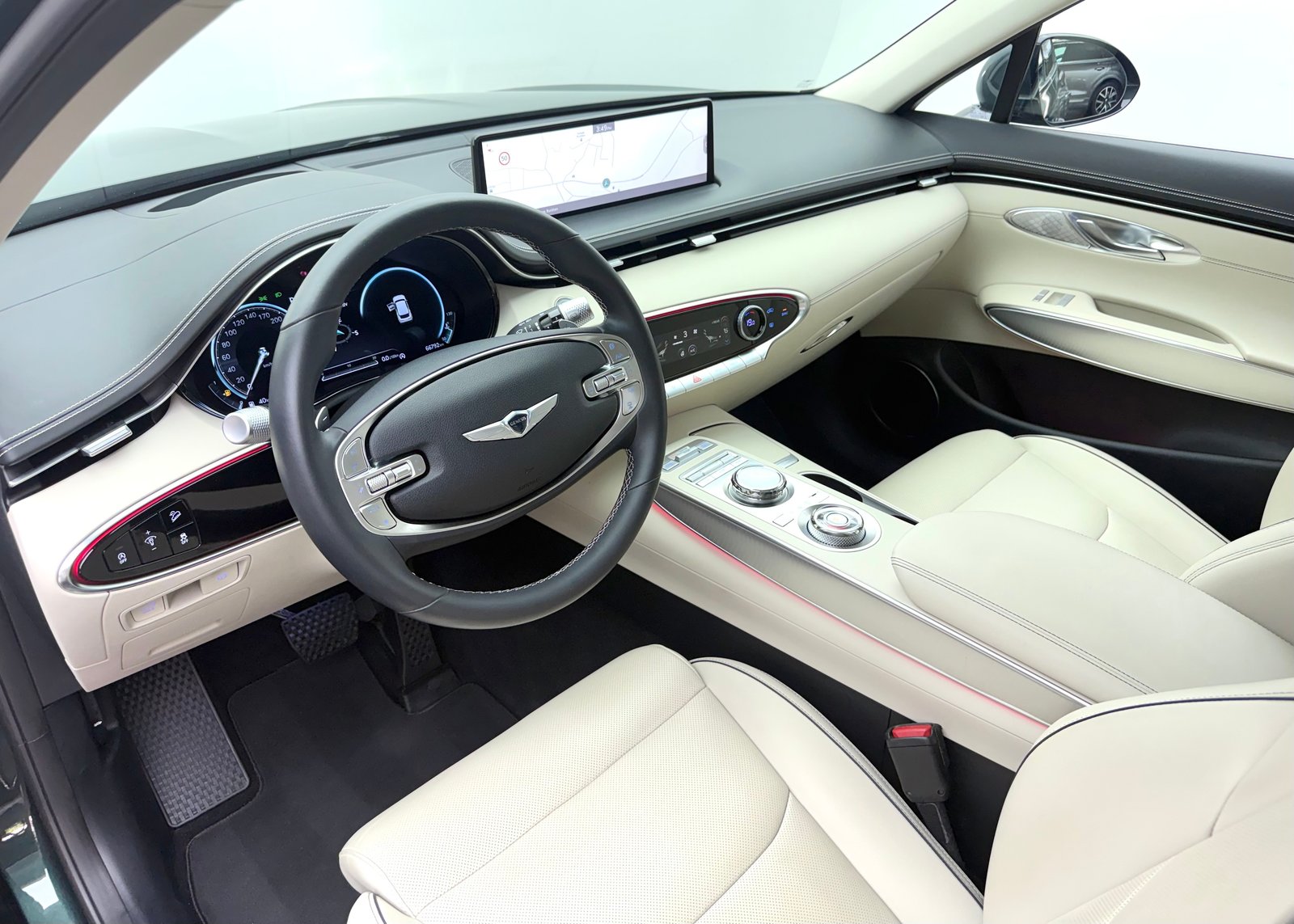 GENESIS GV70 2.5 TGDI Luxury AT8 AWD, Benzin, Occasion / Gebraucht, Automatik - 7