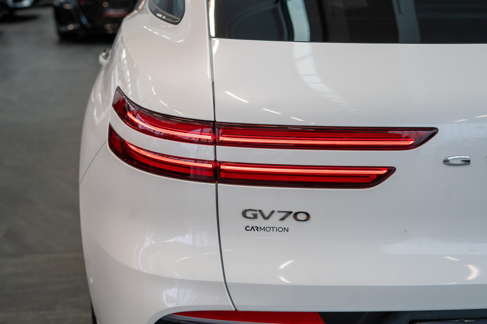 GENESIS GV70 2.5T Sport / Panorama-Glasdach / Massage-Sitze, Benzin, Occasion / Gebraucht, Automatik - 6