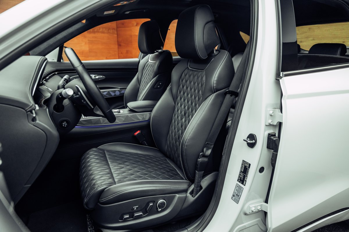 GENESIS GV70 2.5 TGDI Sport AT8 AWD CH, Essence, Occasion / Utilisé, Automatique - 6