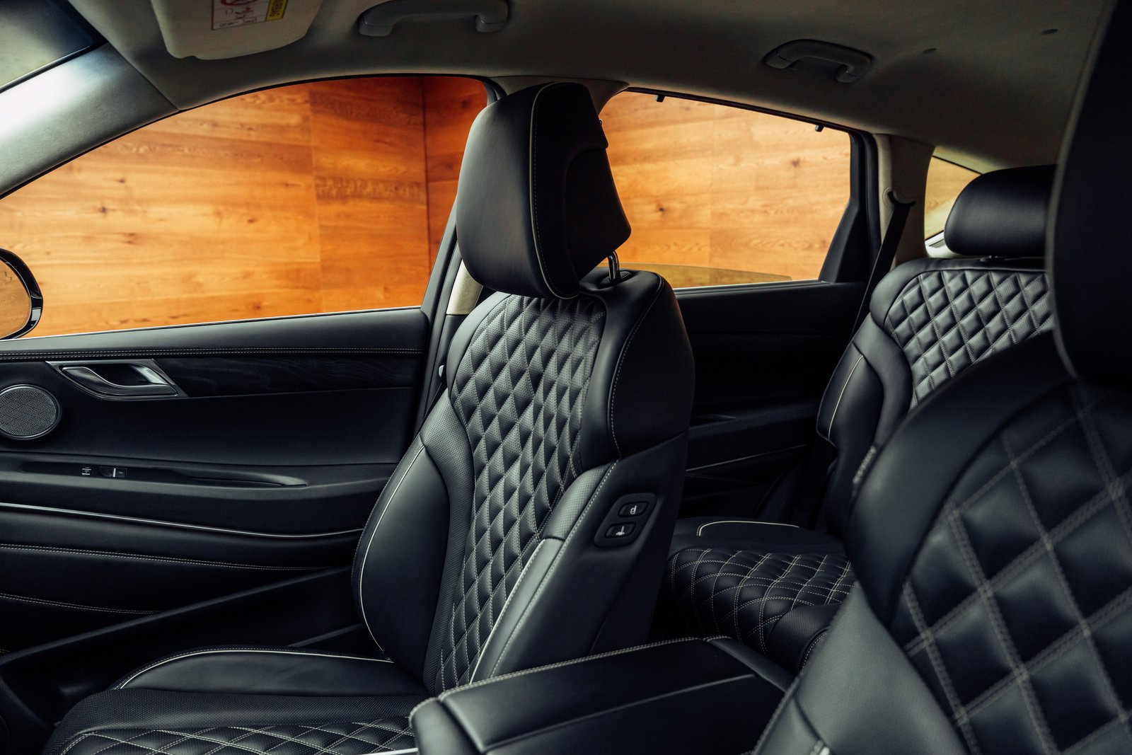 GENESIS GV80 2.5 TGDI Luxus 7 Seater AT8 AWD, Benzin, Occasion / Gebraucht, Automatik - 7