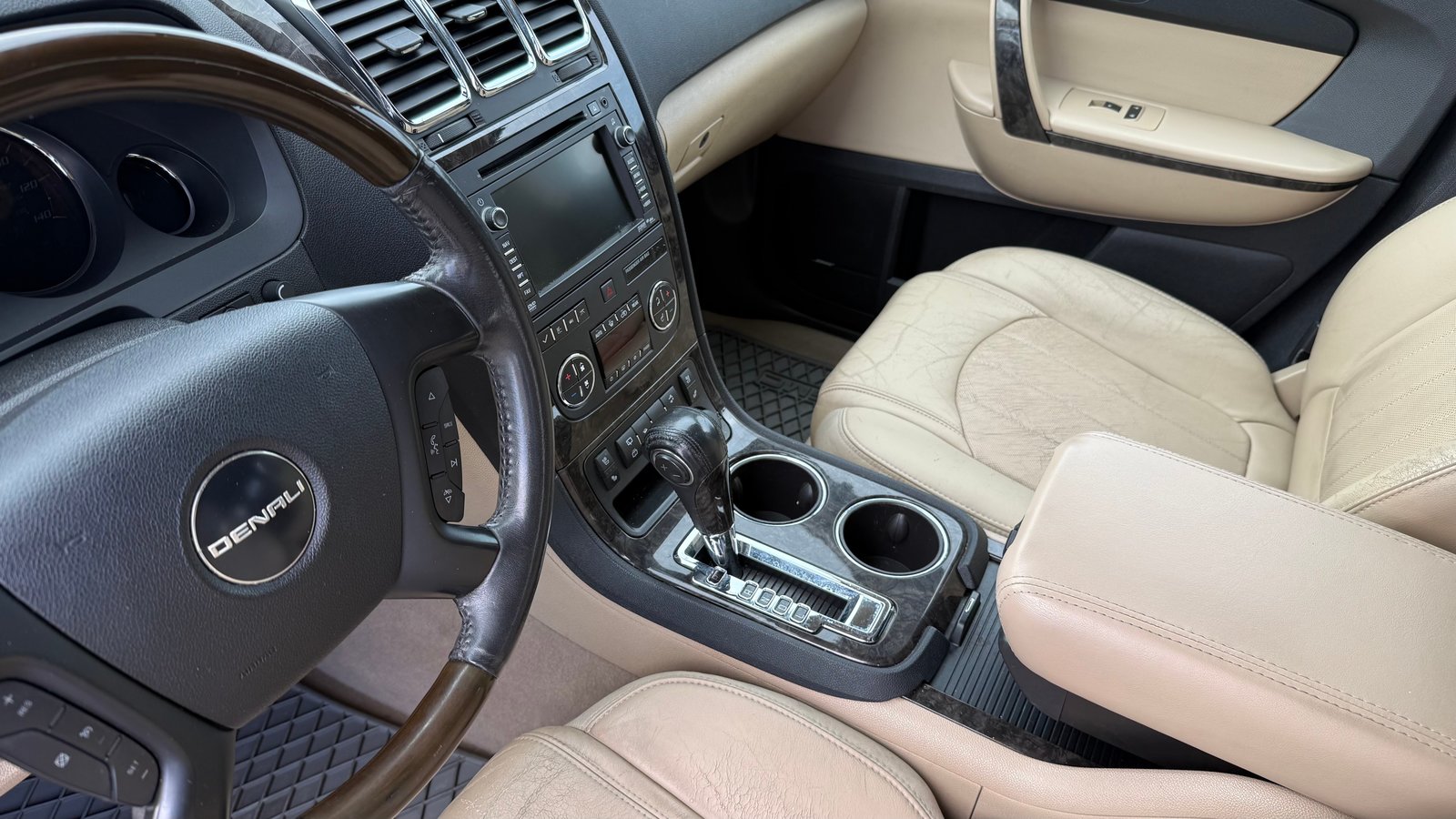 GMC Acadia 3.6 AWD, Petrol, Second hand / Used, Automatic - 3