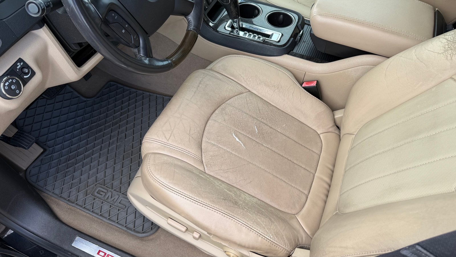 GMC Acadia 3.6 AWD, Petrol, Second hand / Used, Automatic - 5