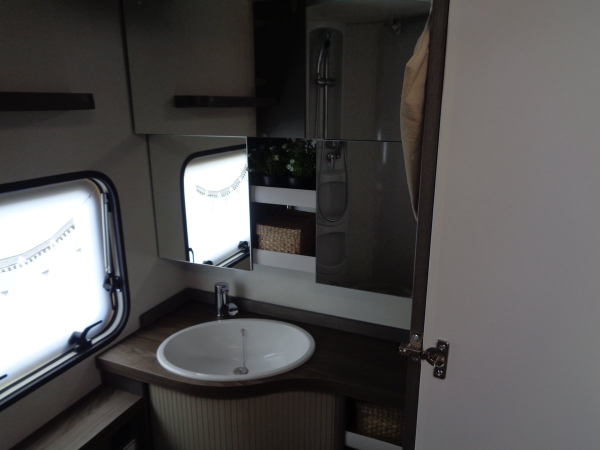 HOBBY 24EG 545 KMFE Excellent Edition, Second hand / Used - 7