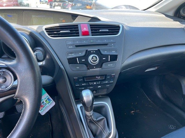 HONDA Civic Tourer 1.6i-DTEC Sport, Diesel, Occasion / Gebraucht, Handschaltung - 6