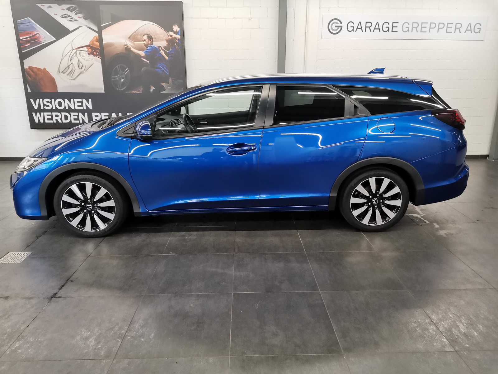 HONDA Civic Tourer 1.8i-VTEC 142 Executive, Petrol, Second hand / Used, Manual - 3